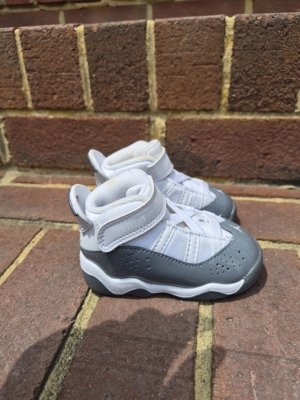 Jordan 6 Rings - Picture 3 of 6